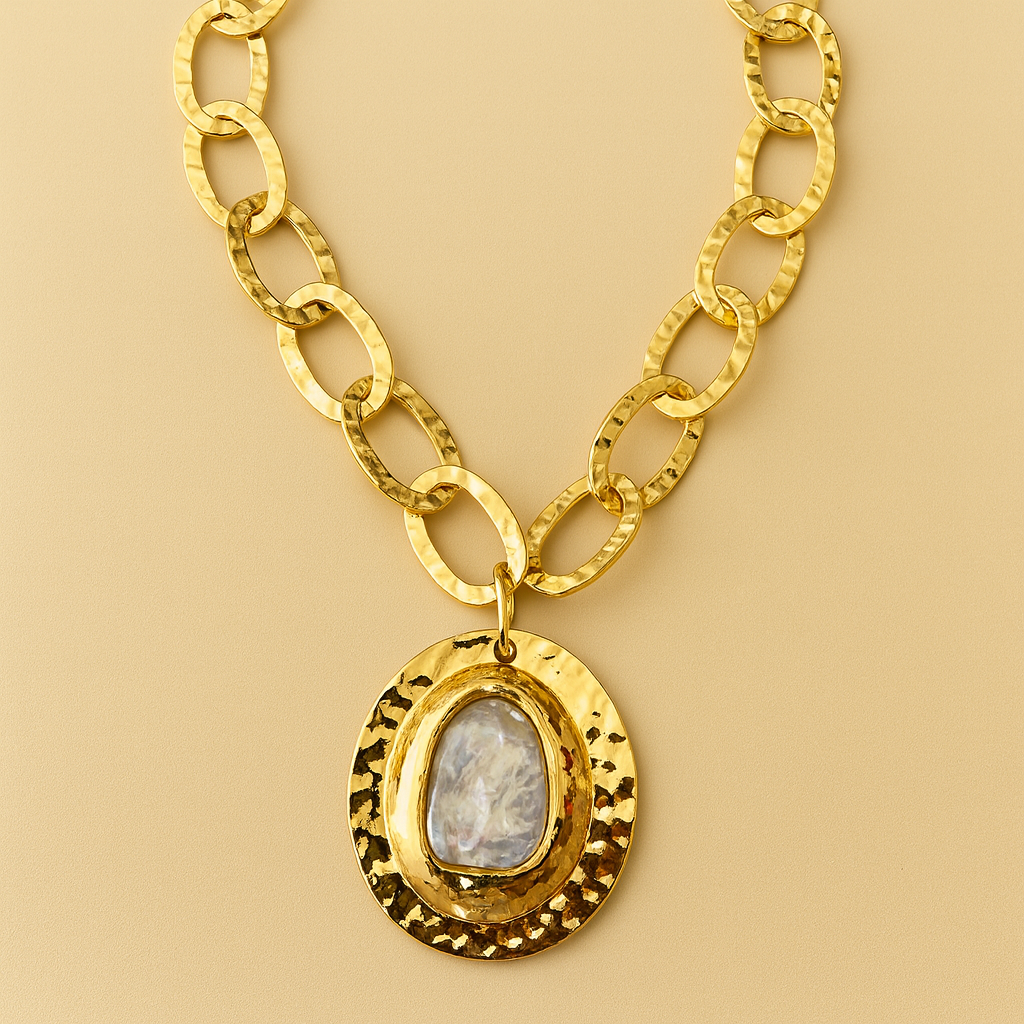 Collar | White Greece