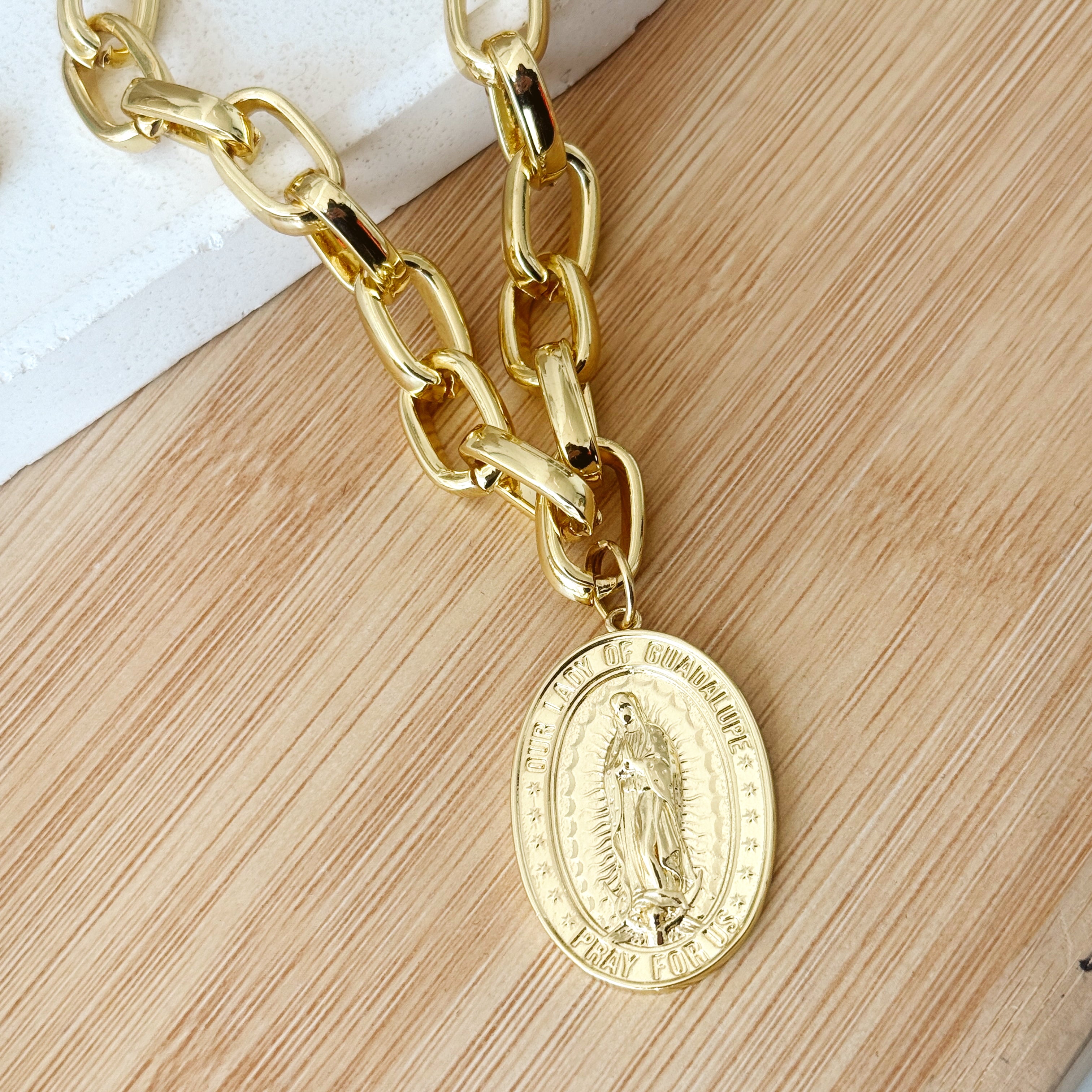 Collar | Virgencita de Guadalupe L