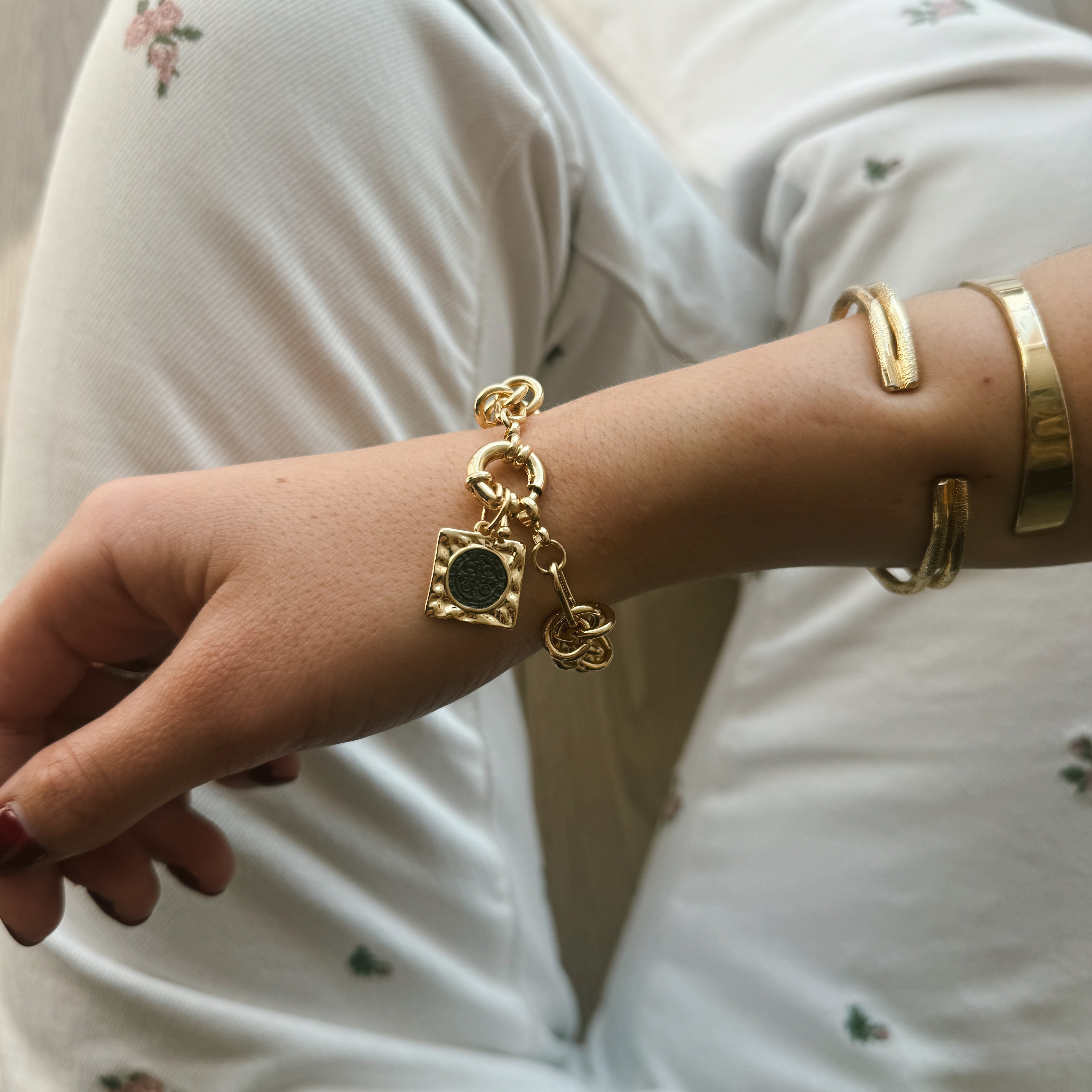 Pulsera | Oro con San Benito
