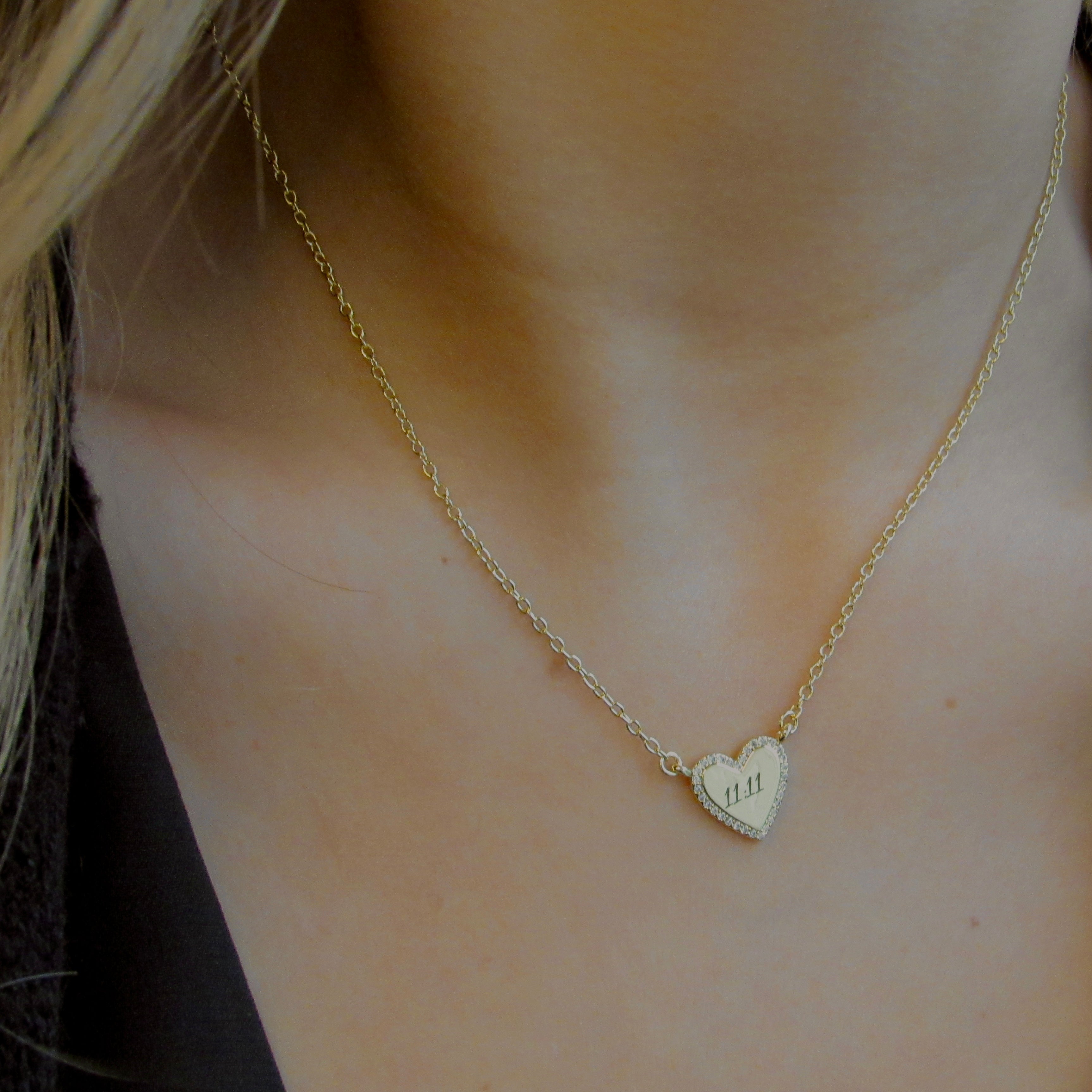 Collar | Corazón Grabado Oro