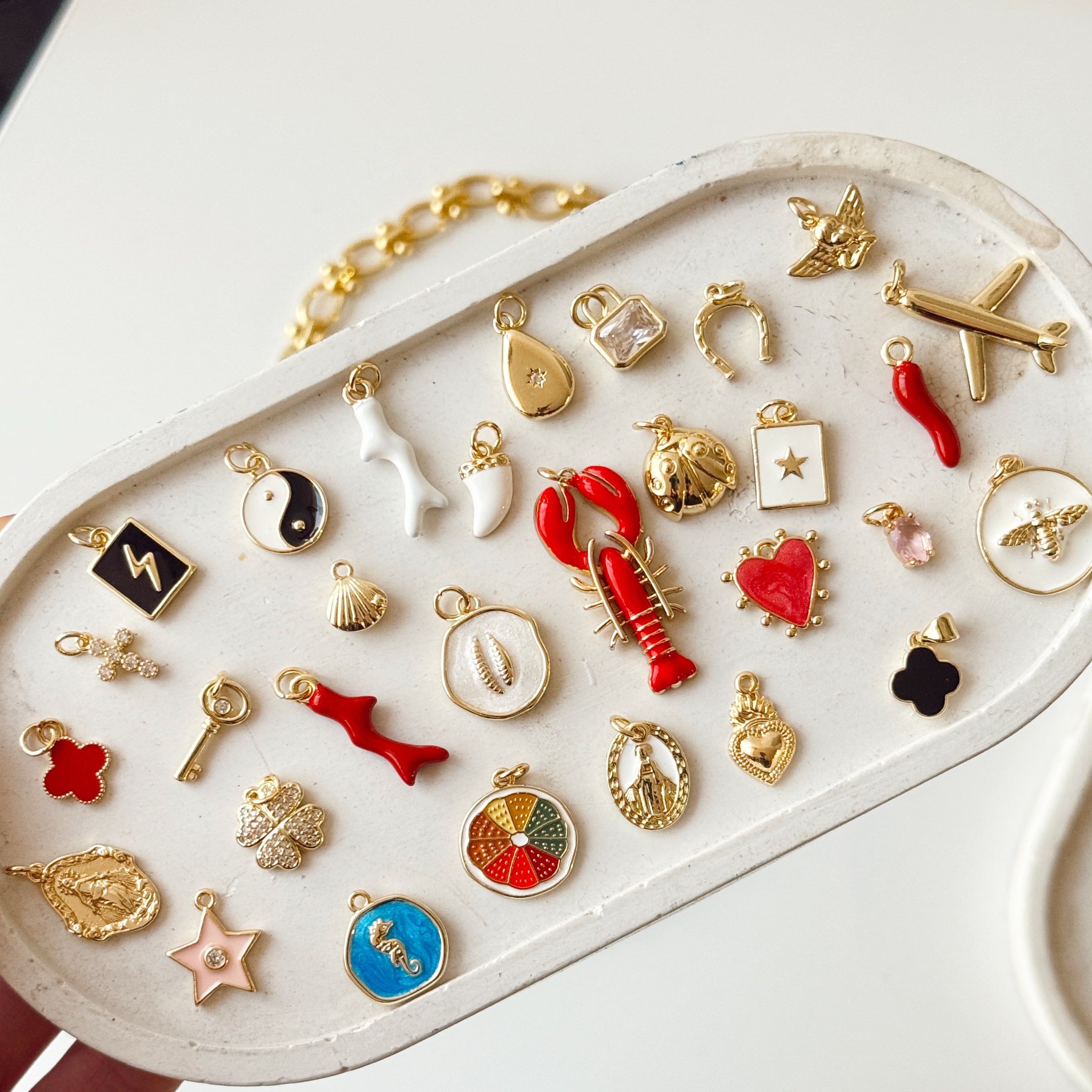 Charm | Conchita