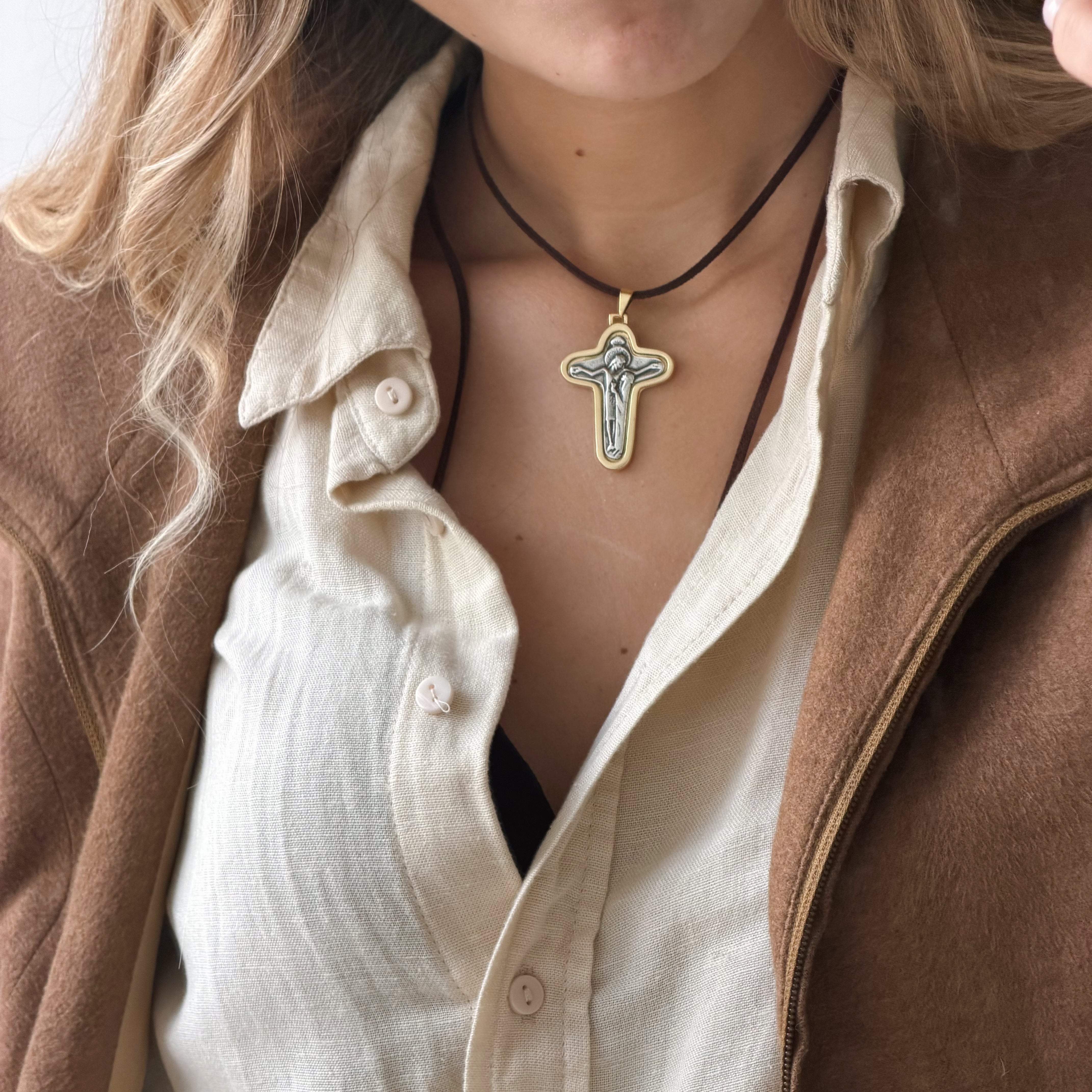 Collar | Gamuza Brown + Cruz