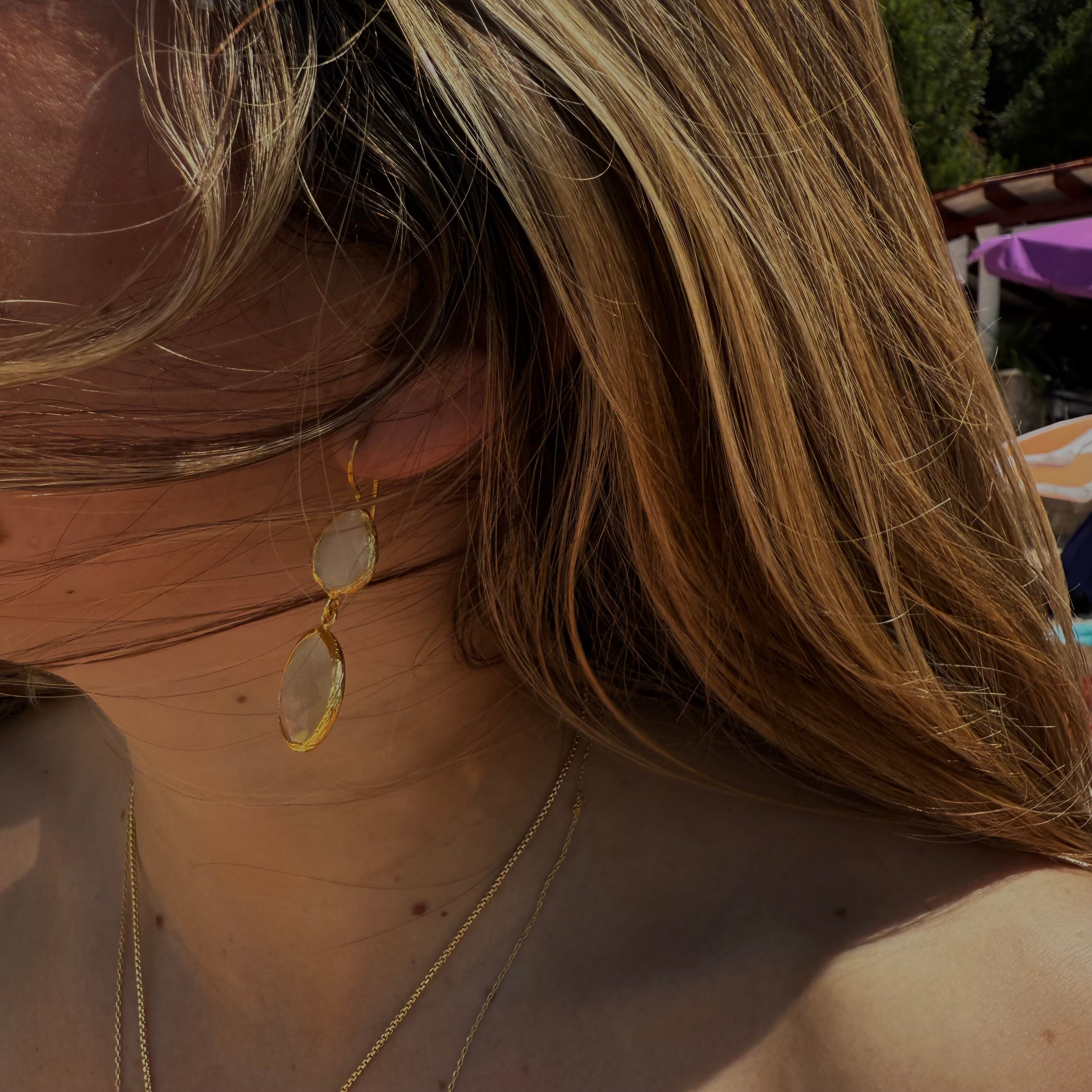 Aros | White Simple