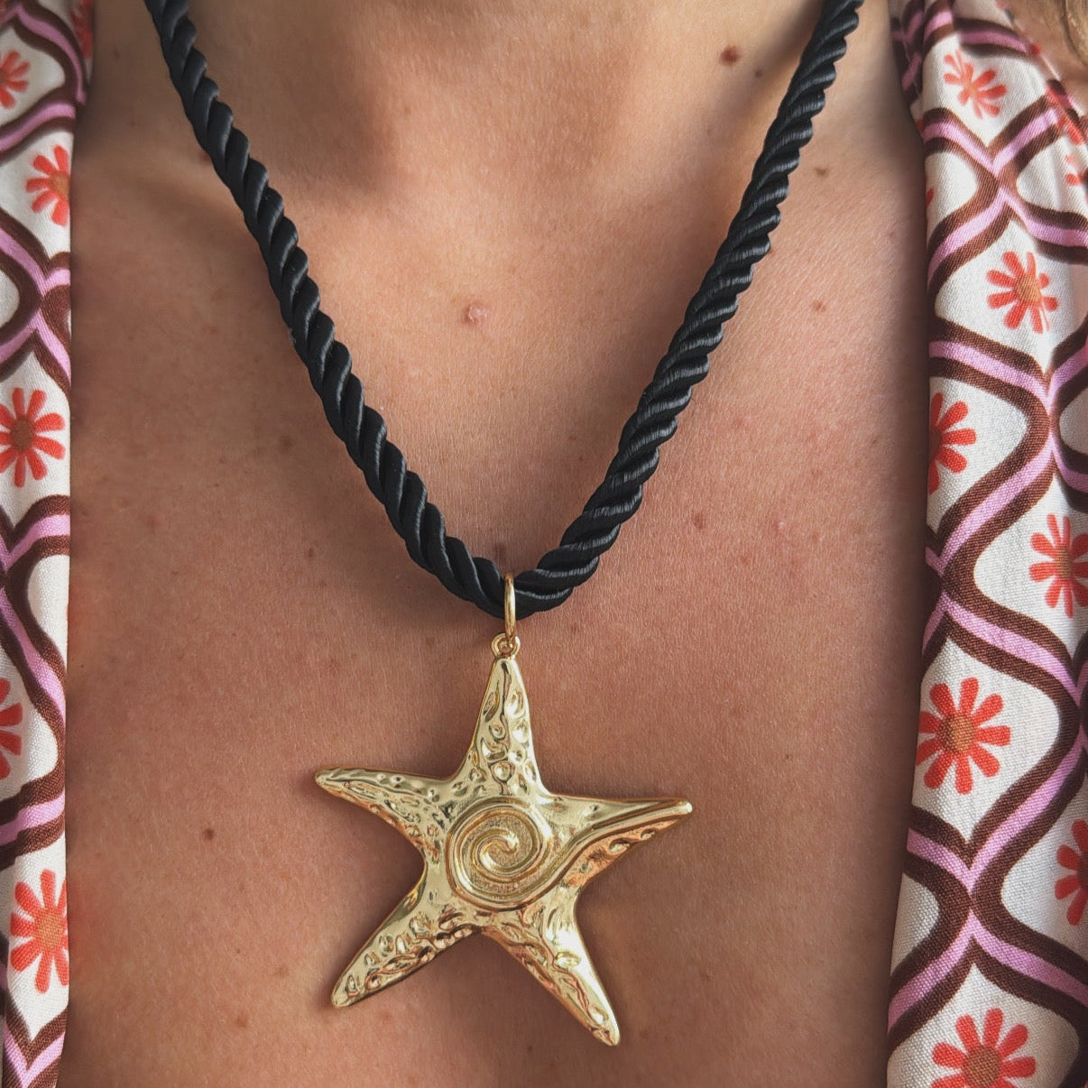 Collar | Summer Night Lover