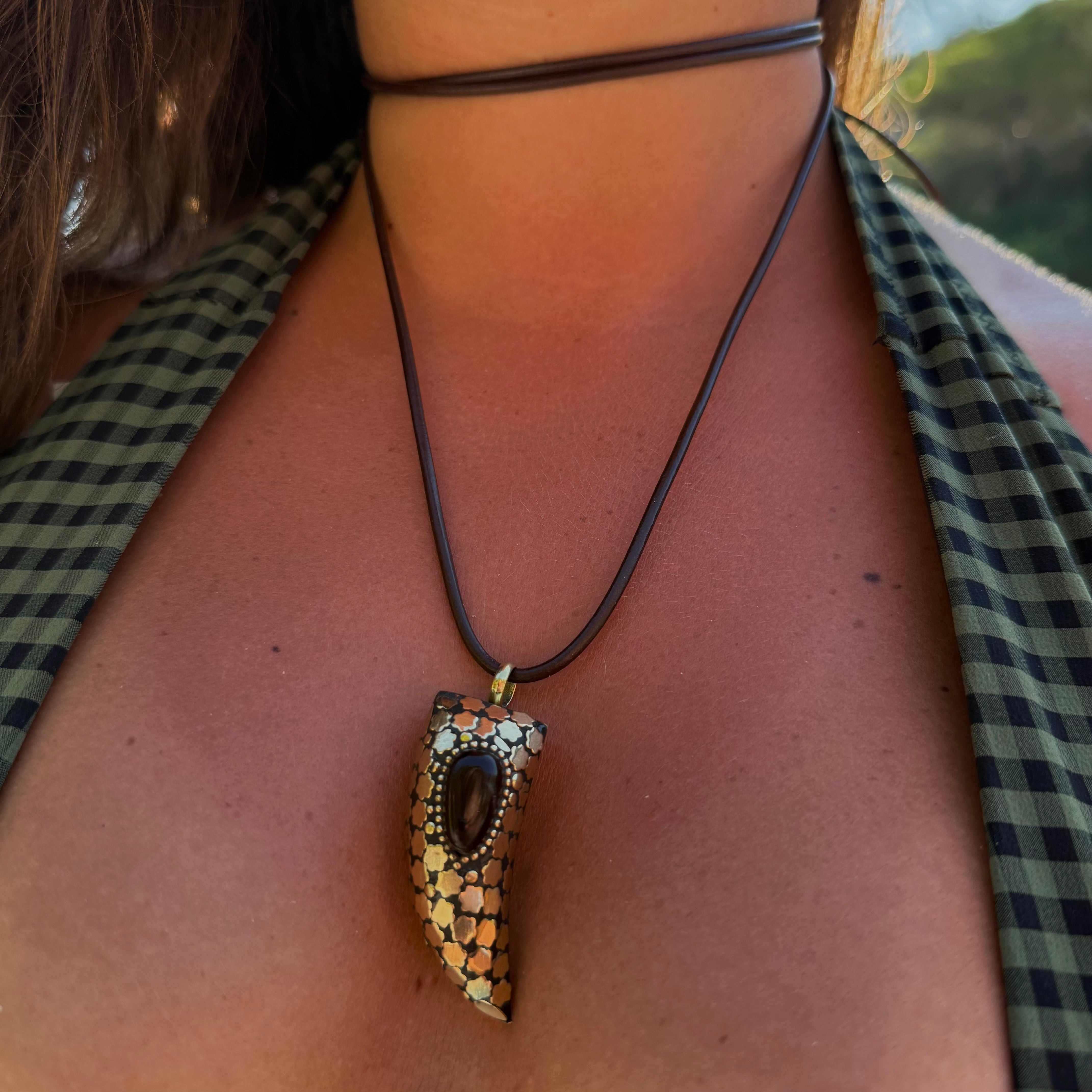 Collar | Pili