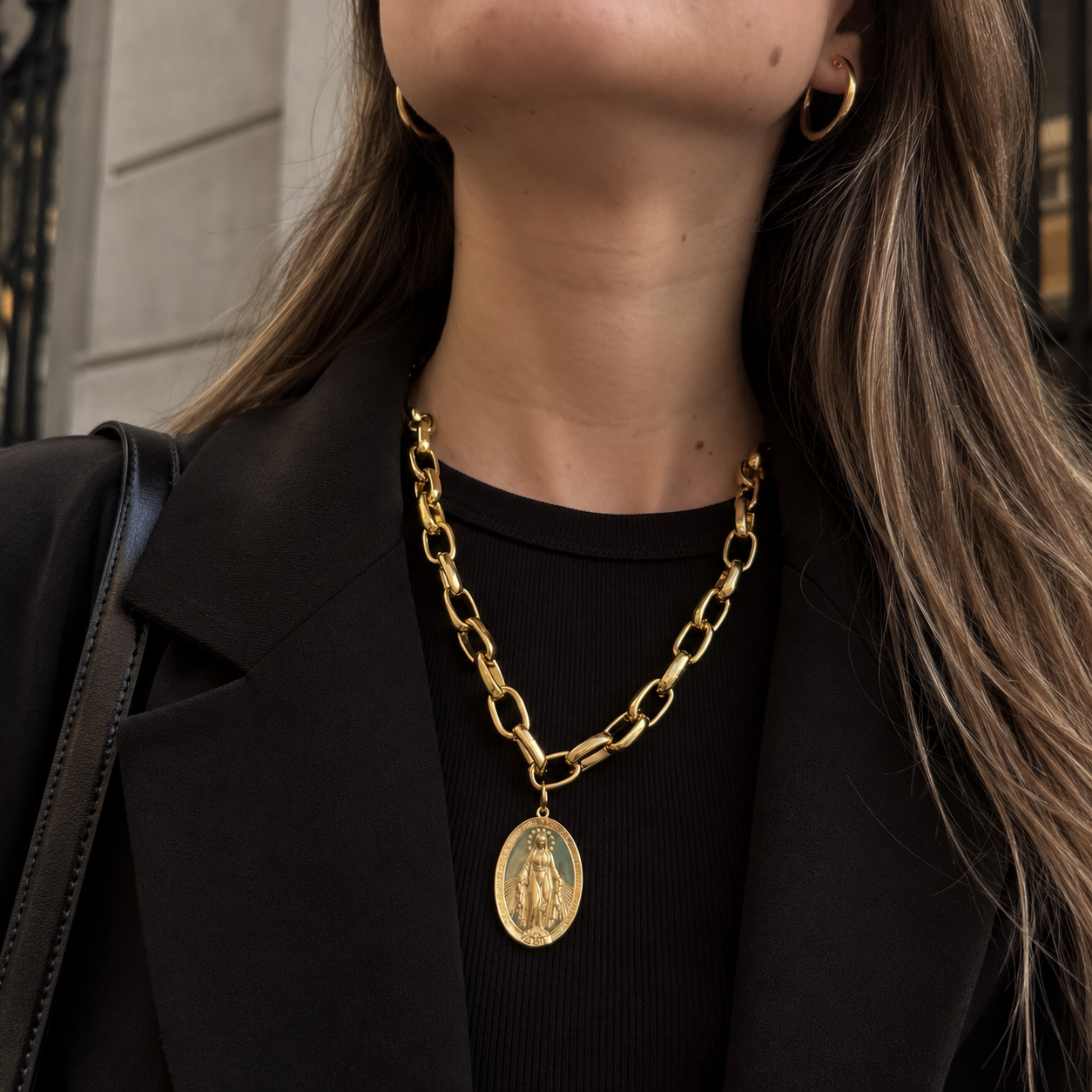 Collar | Virgencita de los Rayos L