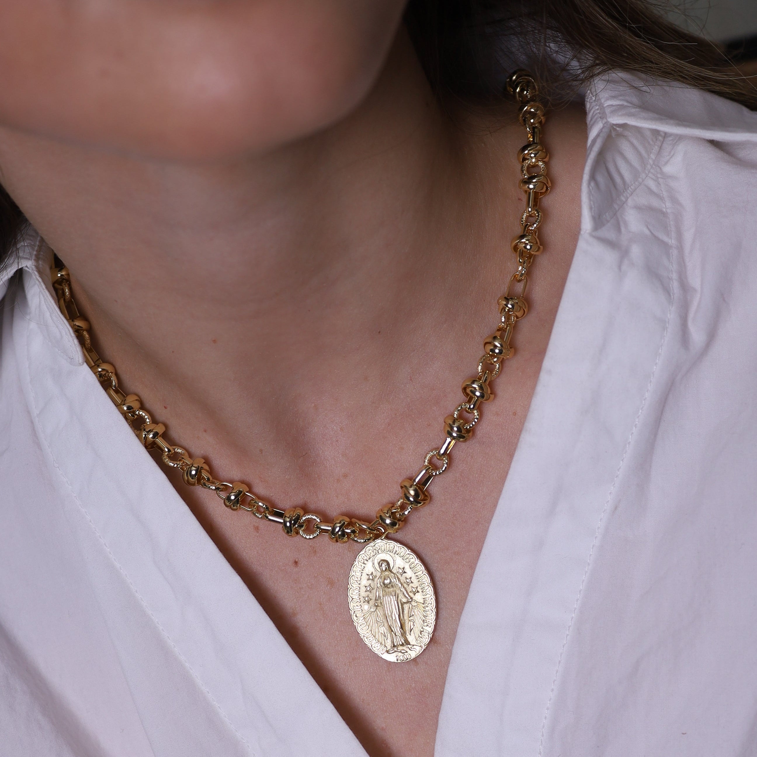 Collar | Virgen Romántica